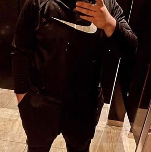 Meet your Posher, Fadi